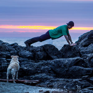 Plank Walk-Up to Push-Up